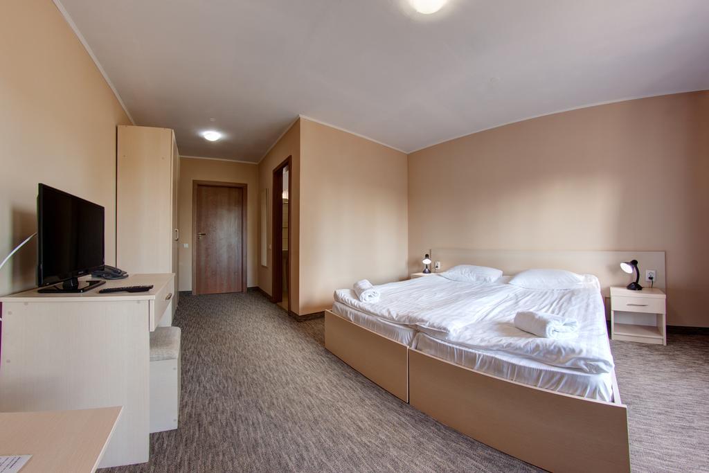 Skilandhouse Yablunytsya Chambre photo