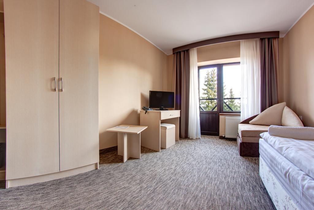 Skilandhouse Yablunytsya Chambre photo